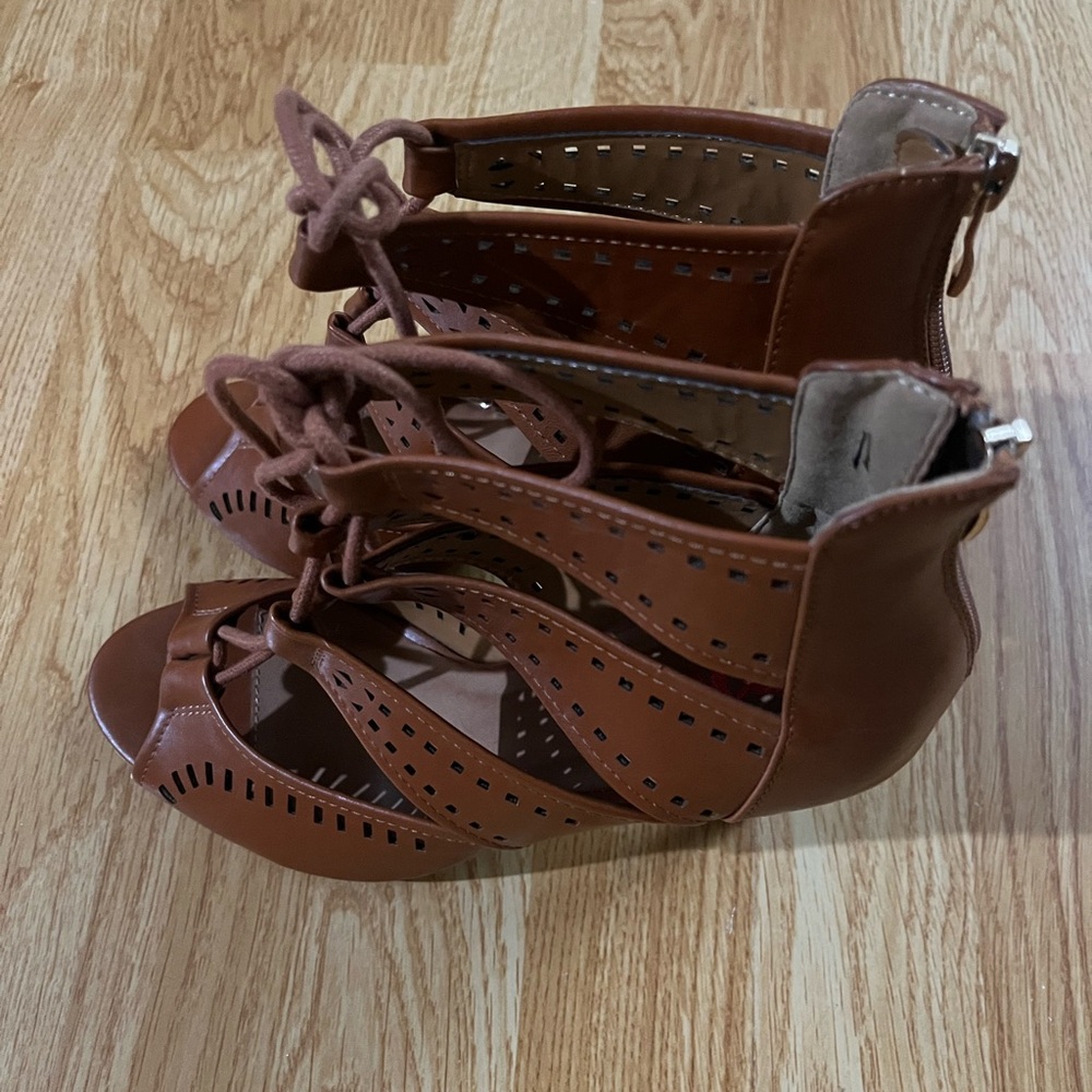 BRAND NEW!!! Bongo Cork Plaid Wedge Zip Back  Heels Size 8.5